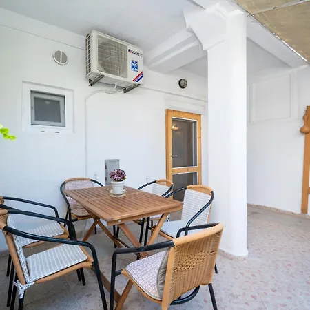 By The Sea - 21958 Apartamento Zadar