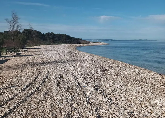 By The Sea - 21958 * زادار