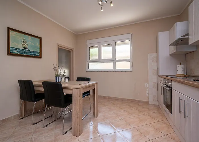 By The Sea - 21958 شقة زادار