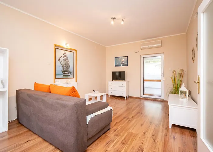 By The Sea - 21958 * زادار