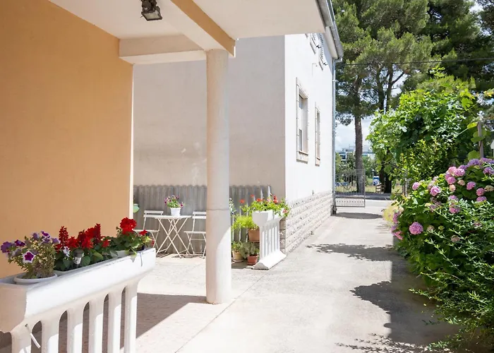 By The Sea - 21958 * زادار